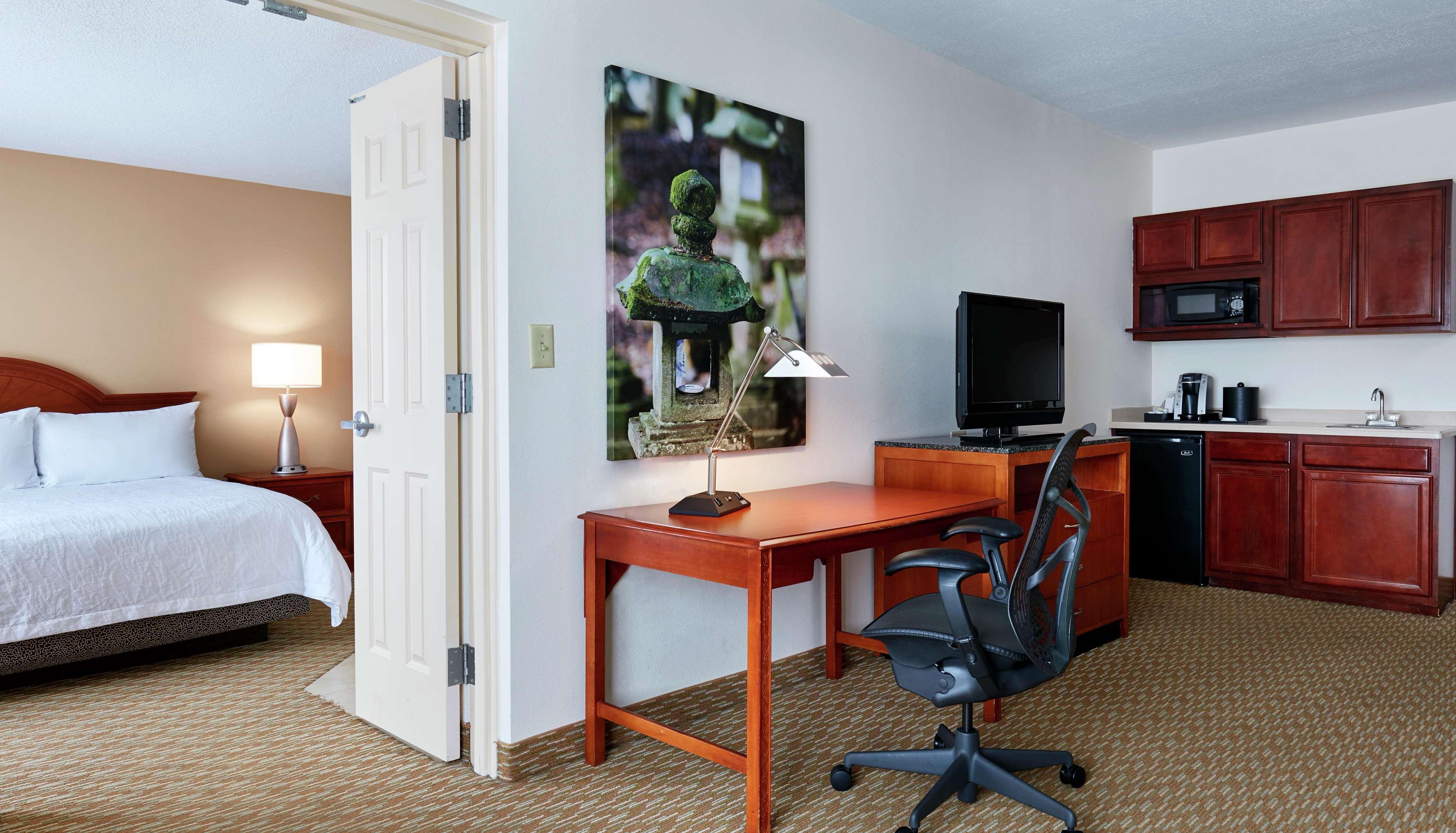 Hilton Garden Inn Charlotte North Eksteriør billede